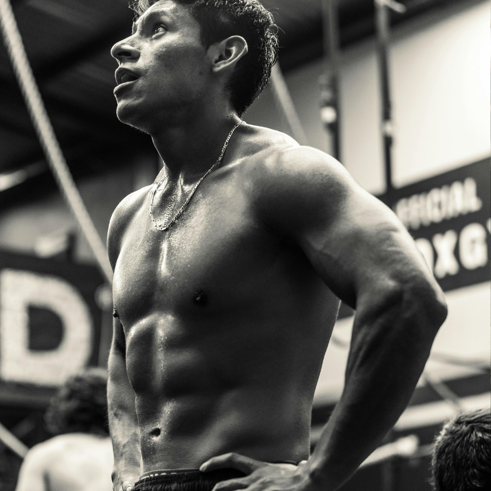 Quer um corpo bonito? Comece se sentindo forte.